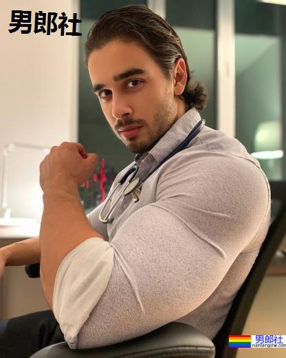 医院里的禁断诱惑！肌肉帅医生的体检陷阱让人欲罢不能：Dr. Marco - 51虹马