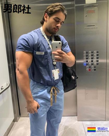 医院里的禁断诱惑！肌肉帅医生的体检陷阱让人欲罢不能：Dr. Marco - 51虹马