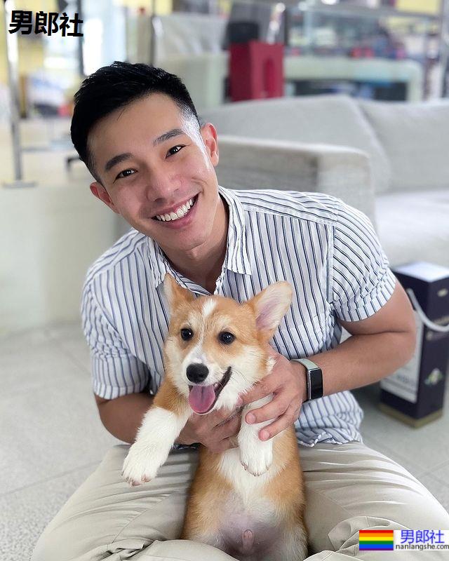 美好早晨给你阳光活力!新加坡肌肉帅哥补充能量来源:Cavell Lim - 51虹马 美好早晨给你阳光活力!新加坡肌肉帅哥补充能量来源:Cavell Lim - 51虹马