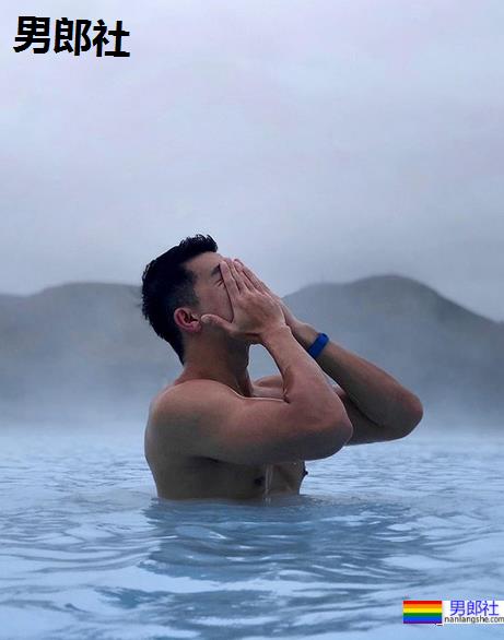 被抓拍的肌肉男找到了,因身材太好被人纹身到大腿上了! - 51虹马 被抓拍的肌肉男找到了,因身材太好被人纹身到大腿上了! - 51虹马