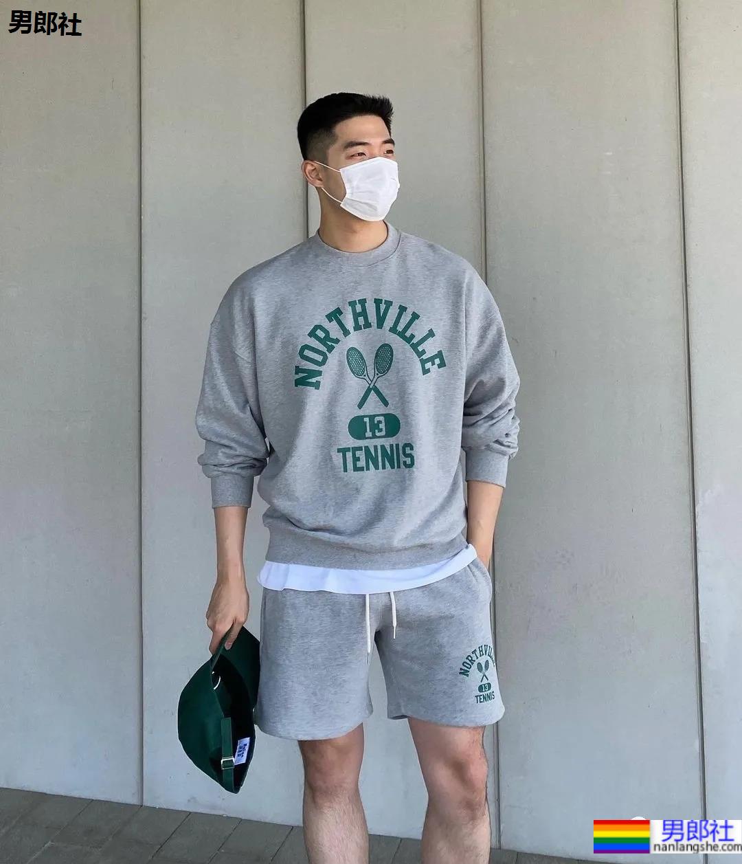 186CM男模摘掉口罩被嘲太丑,现在的颜值标准真的好高啊? - 51虹马 186CM男模摘掉口罩被嘲太丑,现在的颜值标准真的好高啊? - 51虹马