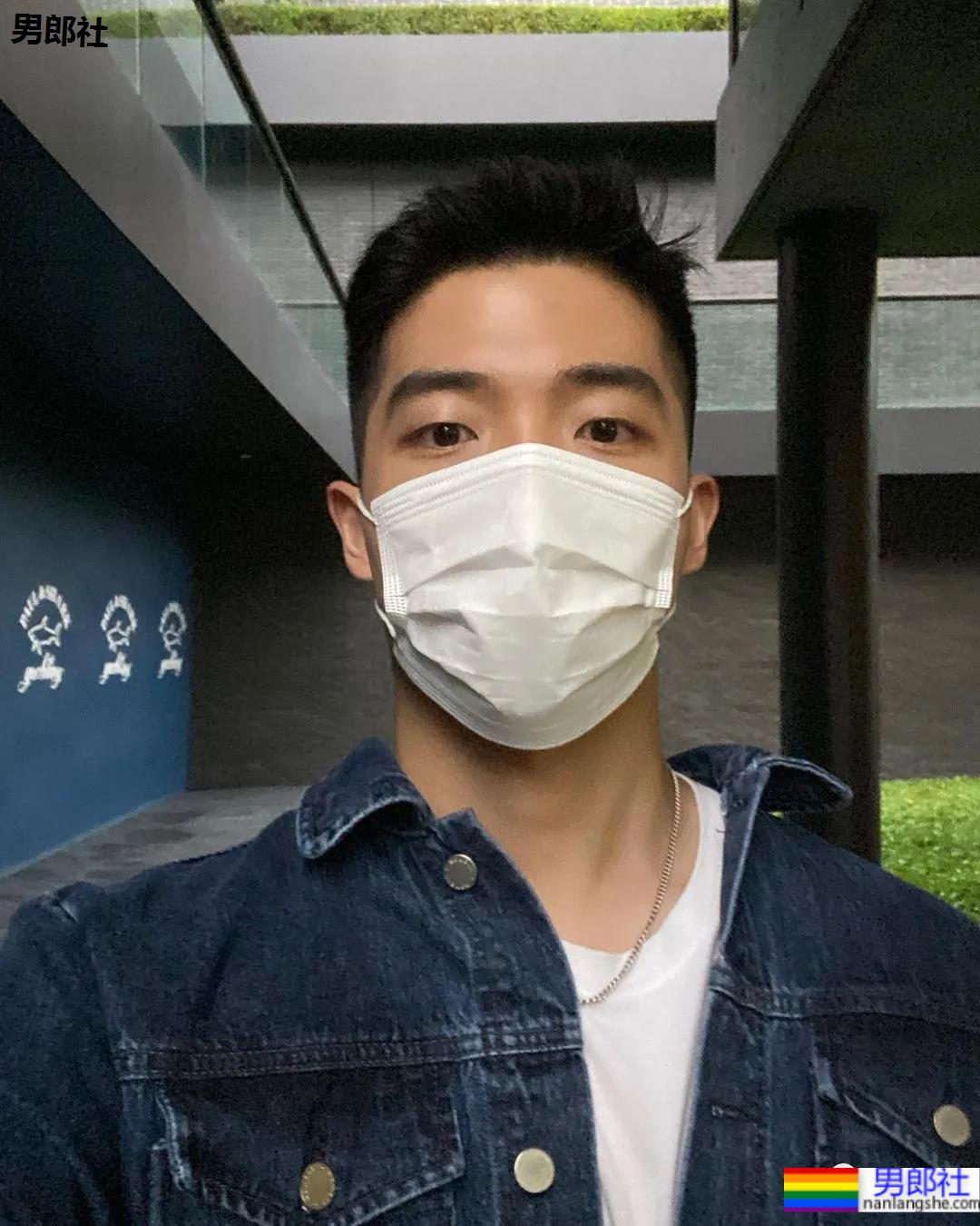 186CM男模摘掉口罩被嘲太丑,现在的颜值标准真的好高啊? - 51虹马 186CM男模摘掉口罩被嘲太丑,现在的颜值标准真的好高啊? - 51虹马