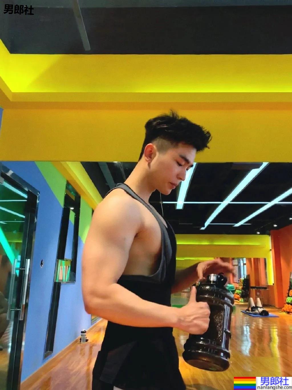 几个荷尔蒙小哥哥 - 51虹马