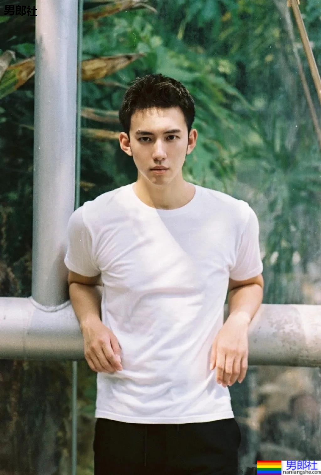 几个荷尔蒙小哥哥 - 51虹马