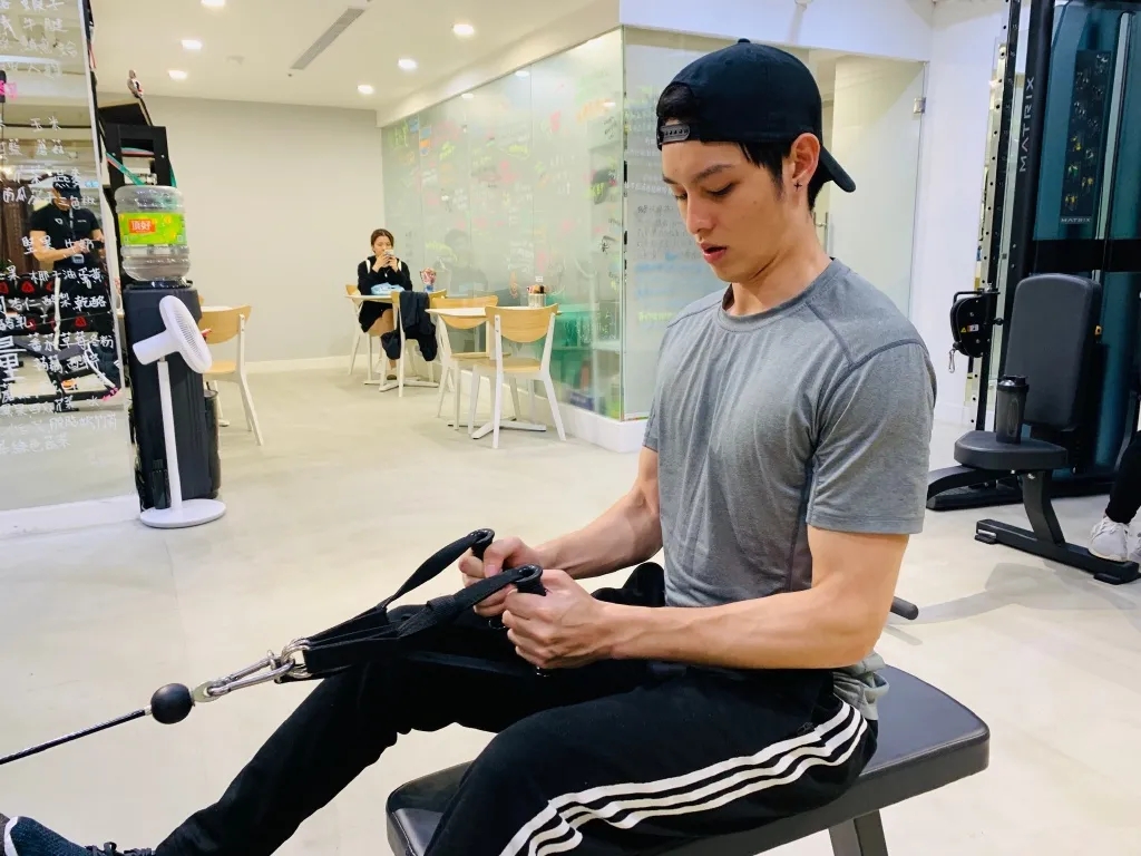 被小S检查腹肌的棒球体育生新剧火了!网友:身材好到男的都会沦陷! - 51虹马 被小S检查腹肌的棒球体育生新剧火了!网友:身材好到男的都会沦陷! - 51虹马