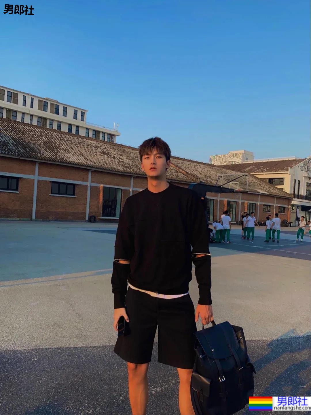 186CM高帅清爽的棒球服小哥哥，这双腿也太绝了吧！ - 51虹马