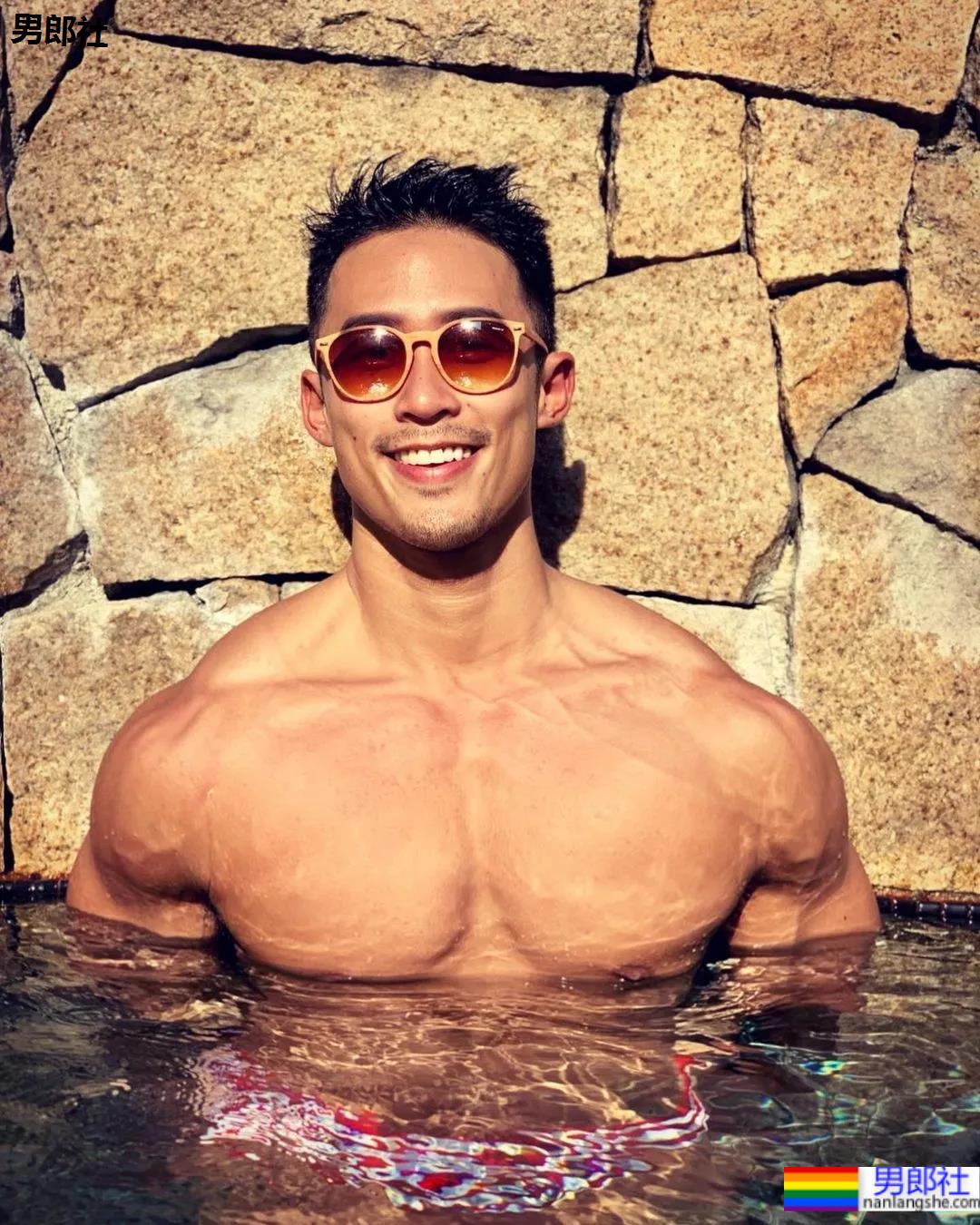 186CM大长腿公狗腰大帅找到啦，看得我摸了下屏幕 - 51虹马