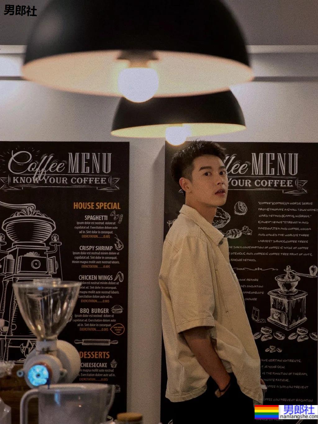 曾登上央视的193CM颜高条顺人气帅哥，被这个高鼻梁少年感颜值帅哭了！ - 51虹马