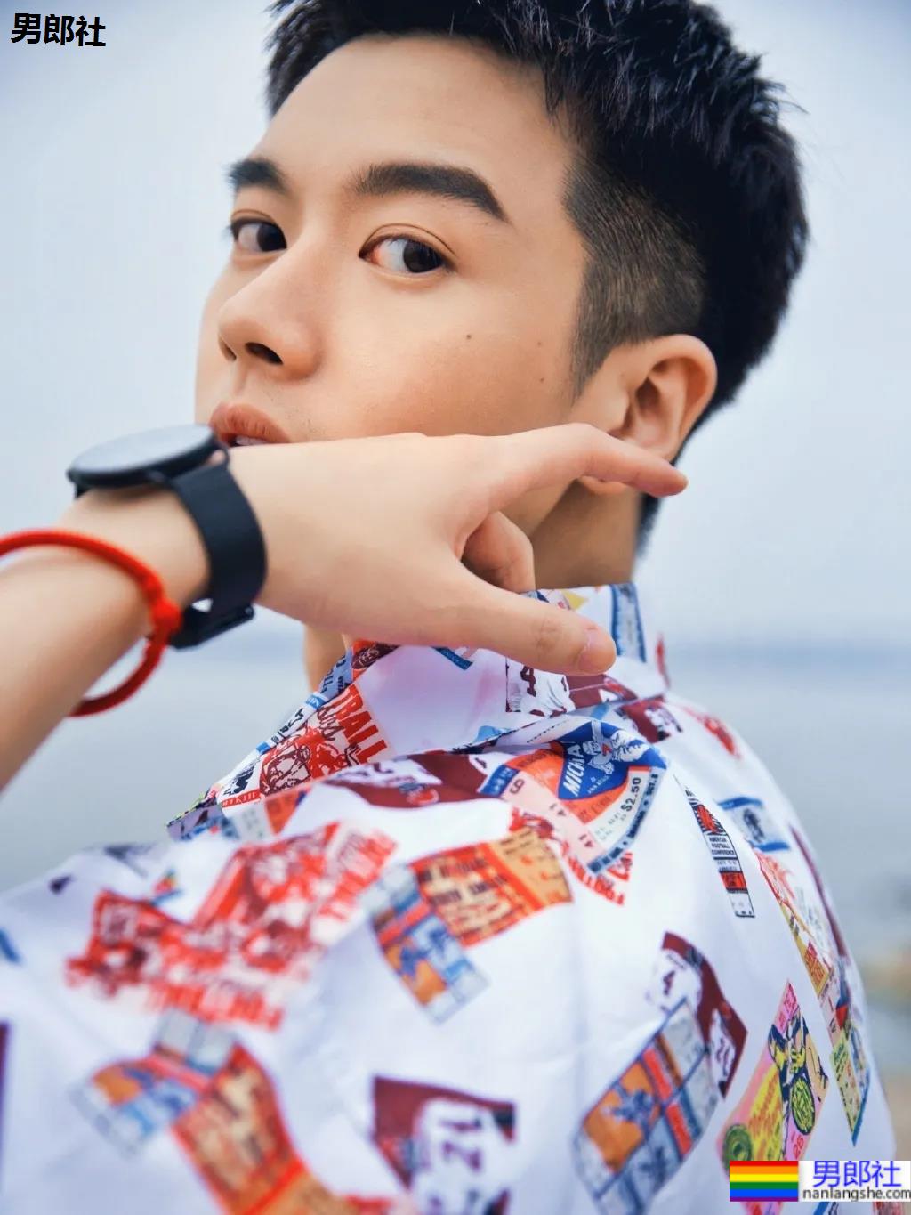 曾登上央视的193CM颜高条顺人气帅哥，被这个高鼻梁少年感颜值帅哭了！ - 51虹马