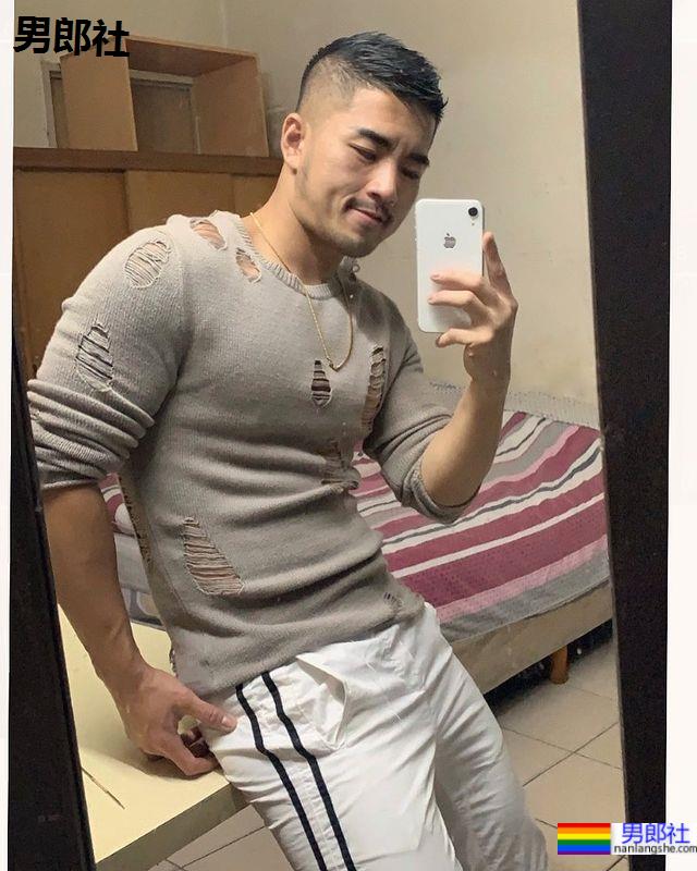 鬍渣肌肉大叔五年养成计画!性感内裤的微笑勾引让人冻未条:Leo - 51虹马 鬍渣肌肉大叔五年养成计画!性感内裤的微笑勾引让人冻未条:Leo - 51虹马