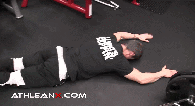 “公狗腰挑战”爆红国外健身圈,这腰力太优秀了 - 51虹马 “公狗腰挑战”爆红国外健身圈,这腰力太优秀了 - 51虹马