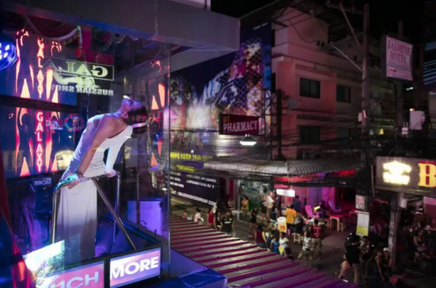 泰国疫情管控期 同志性爱趴成新常态 - 51虹马 泰国疫情管控期 同志性爱趴成新常态 - 51虹马