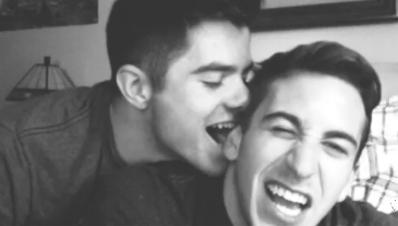 青涩且温暖的情愫 - 51虹马