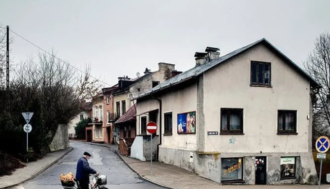 波兰同性恋禁区沦为欧洲笑柄 颁布同志禁令后小镇面临财务危机 - 51虹马