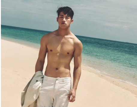 从Gay浴室开始,大学生的堕落经历 - 51虹马 从Gay浴室开始,大学生的堕落经历 - 51虹马