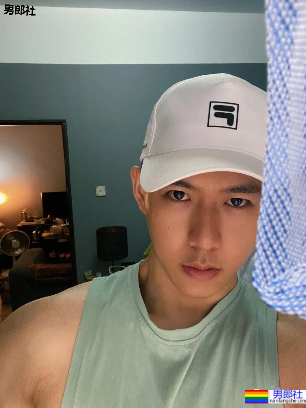 奶凶体育生小奶狗，超菜这张人畜无害的脸！ - 51虹马