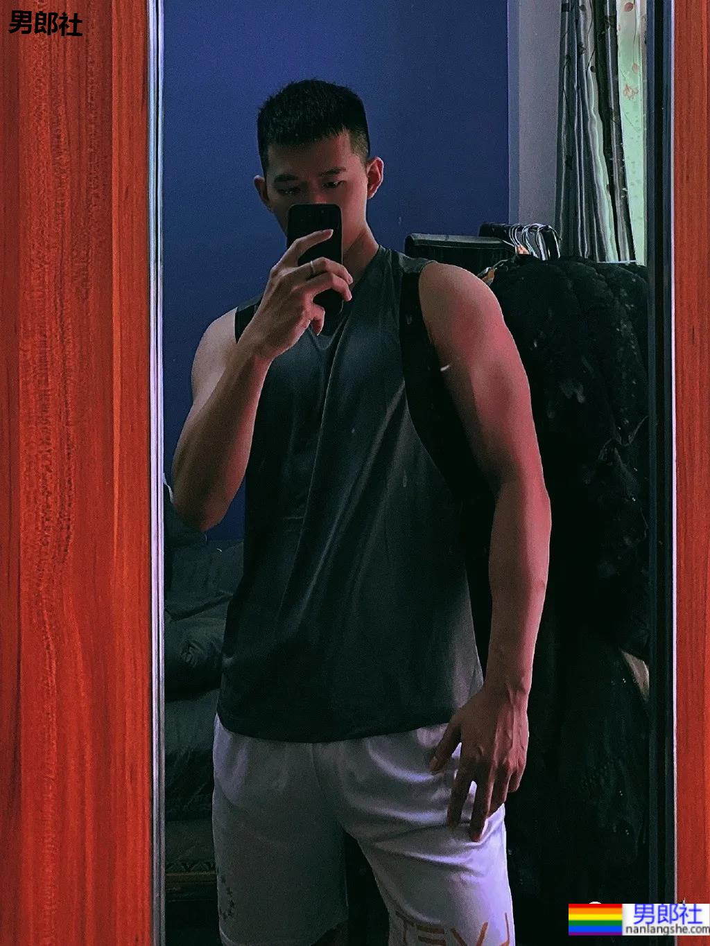 奶凶体育生小奶狗，超菜这张人畜无害的脸！ - 51虹马