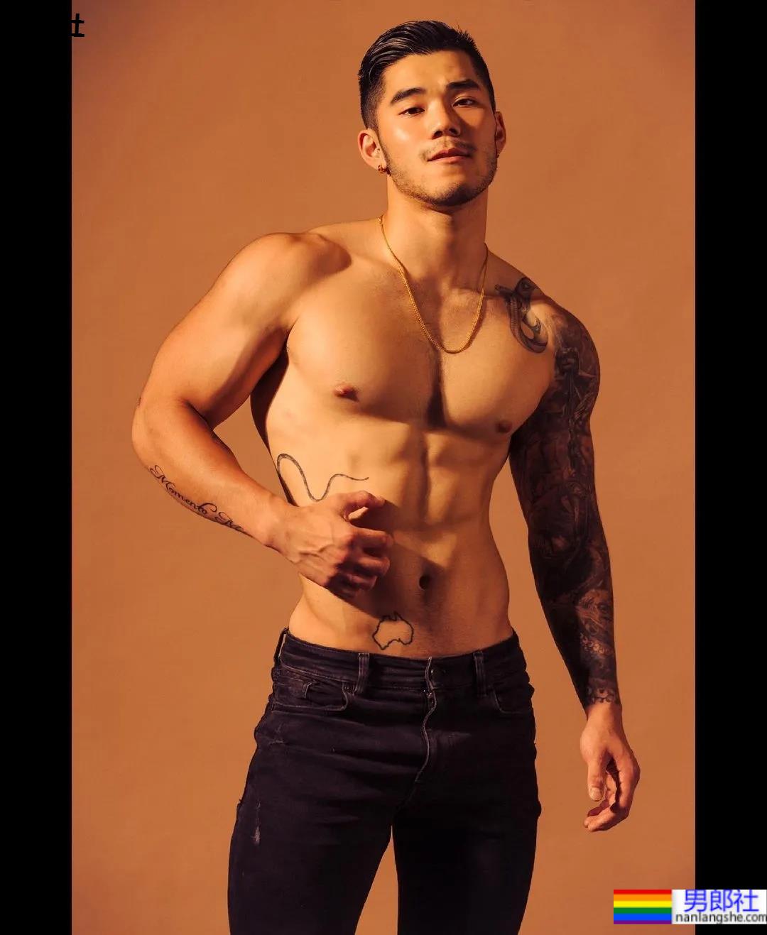 1V1健身私教的写真大片,网友:想上他的课! - 51虹马 1V1健身私教的写真大片,网友:想上他的课! - 51虹马