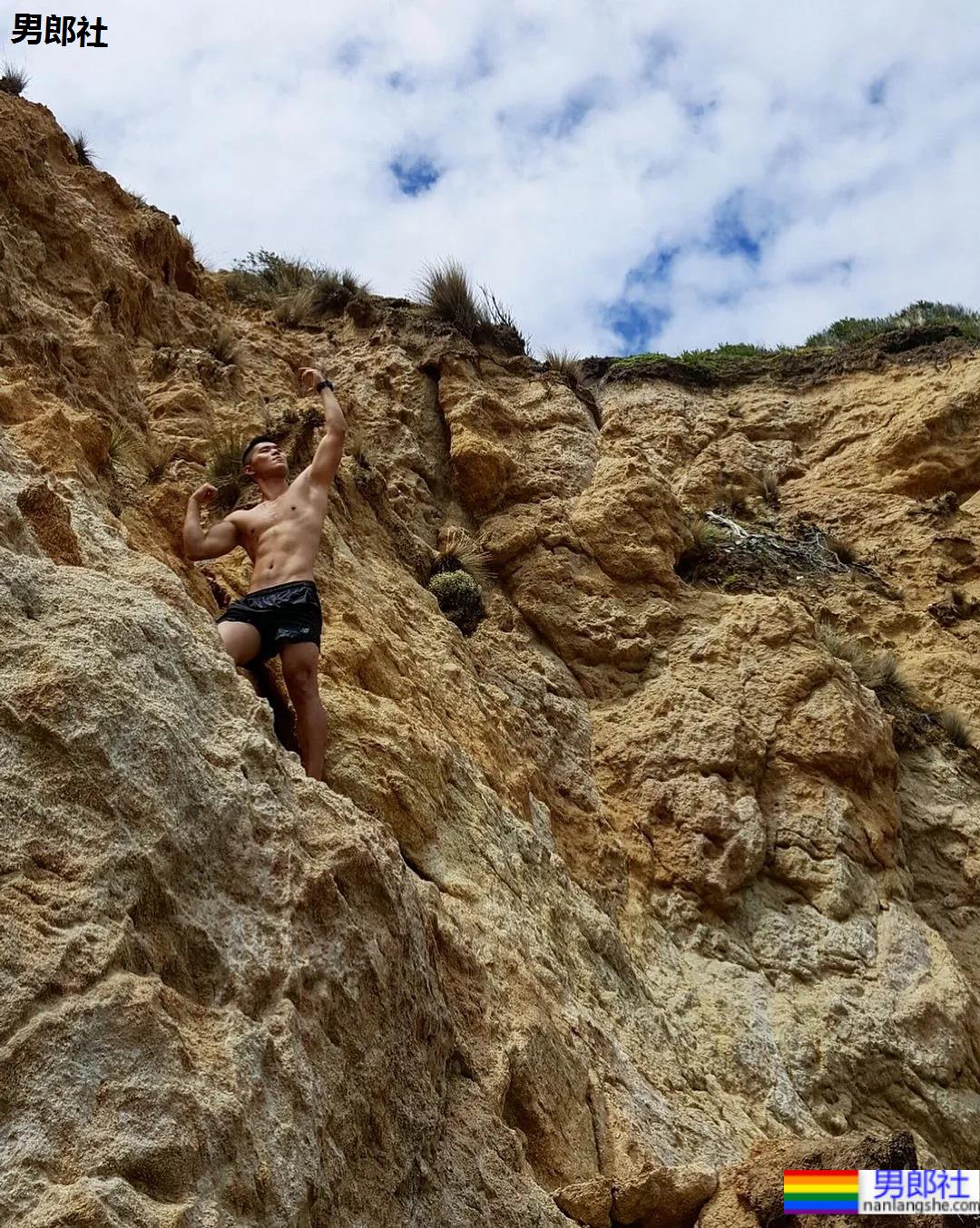 1V1健身私教的写真大片,网友:想上他的课! - 51虹马 1V1健身私教的写真大片,网友:想上他的课! - 51虹马