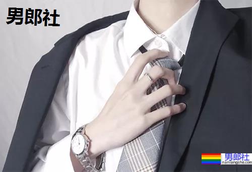 【手控】男人细长白净的手指,谁不爱呢? - 51虹马 【手控】男人细长白净的手指,谁不爱呢? - 51虹马