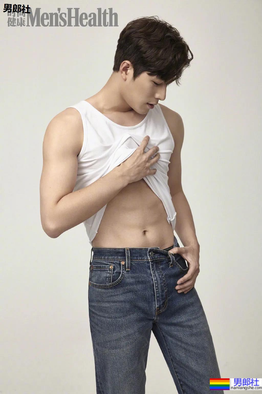 穿紧身潜水服被批的陈学冬上热搜!男版腹肌美人鱼,惊艳王大陆黄明昊! - 51虹马 穿紧身潜水服被批的陈学冬上热搜!男版腹肌美人鱼,惊艳王大陆黄明昊! - 51虹马