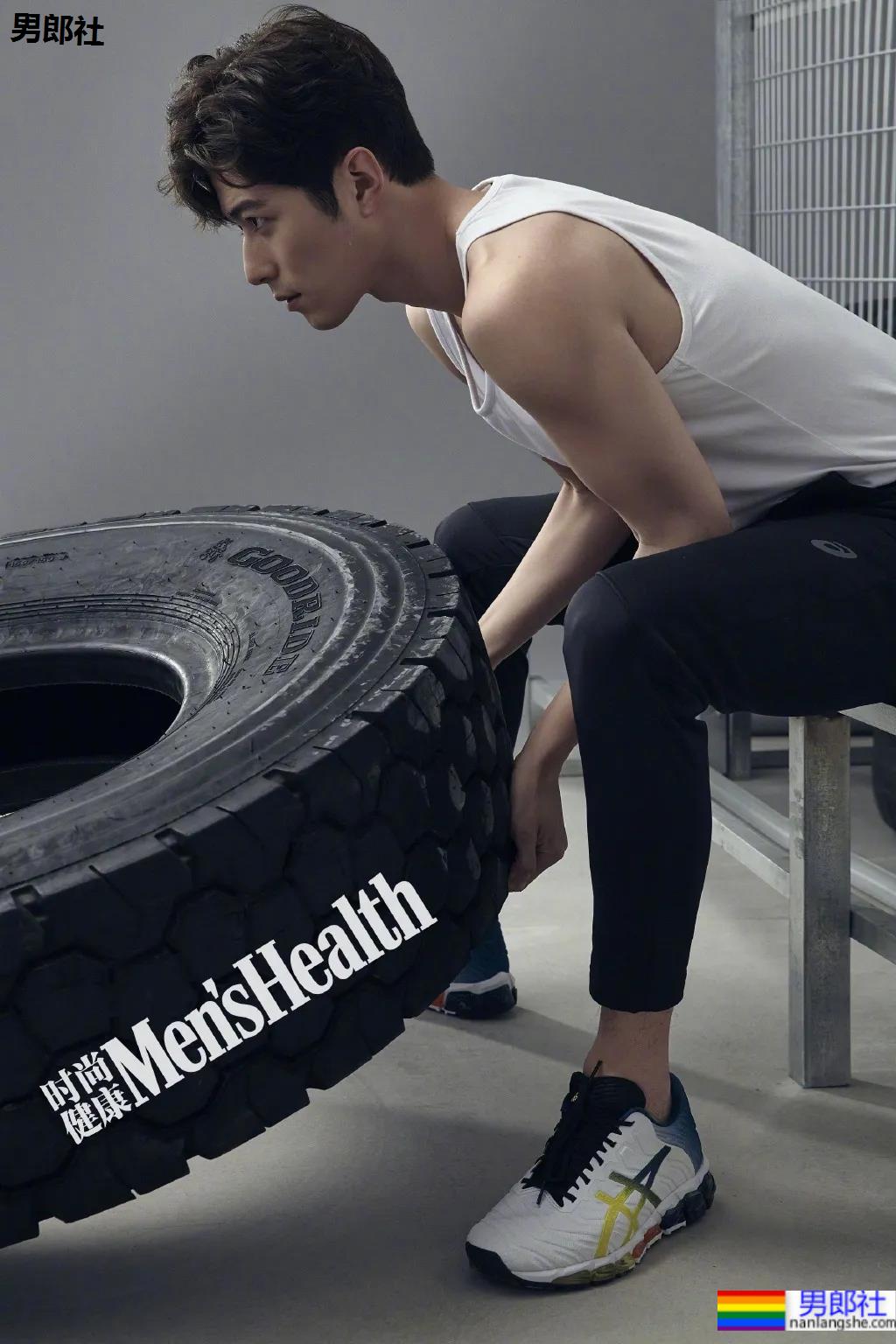 穿紧身潜水服被批的陈学冬上热搜!男版腹肌美人鱼,惊艳王大陆黄明昊! - 51虹马 穿紧身潜水服被批的陈学冬上热搜!男版腹肌美人鱼,惊艳王大陆黄明昊! - 51虹马