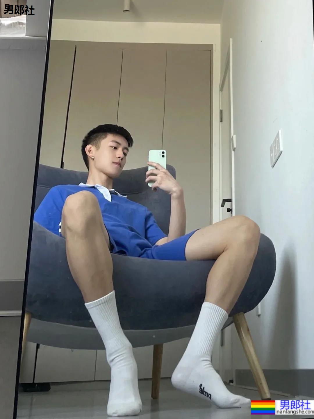 这样的奶帅的小奶狗你爱了吗？反正我又可以了！ - 51虹马