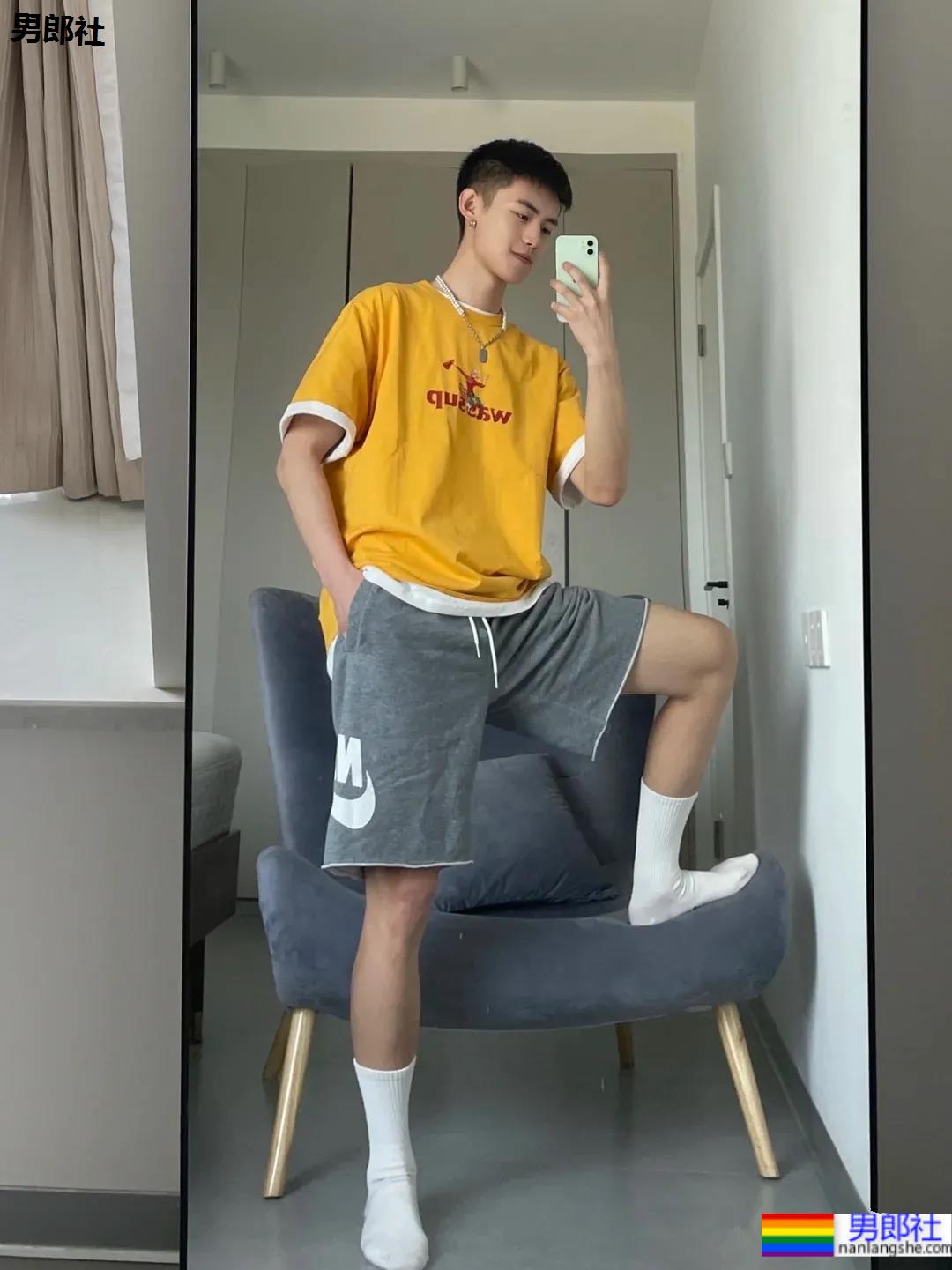 这样的奶帅的小奶狗你爱了吗？反正我又可以了！ - 51虹马