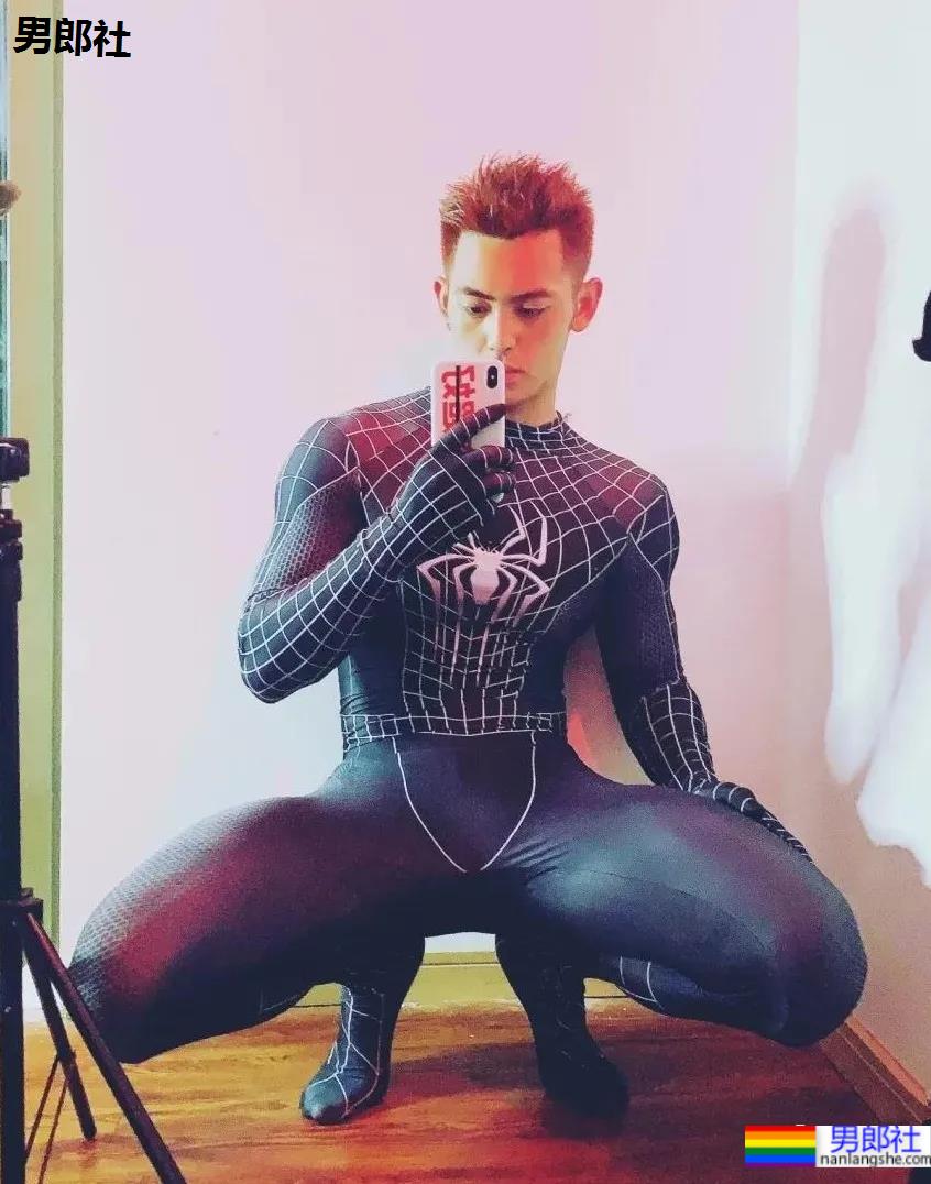 190CM内裤男模紧身衣造型太帅了!网友直呼老公! - 51虹马 190CM内裤男模紧身衣造型太帅了!网友直呼老公! - 51虹马