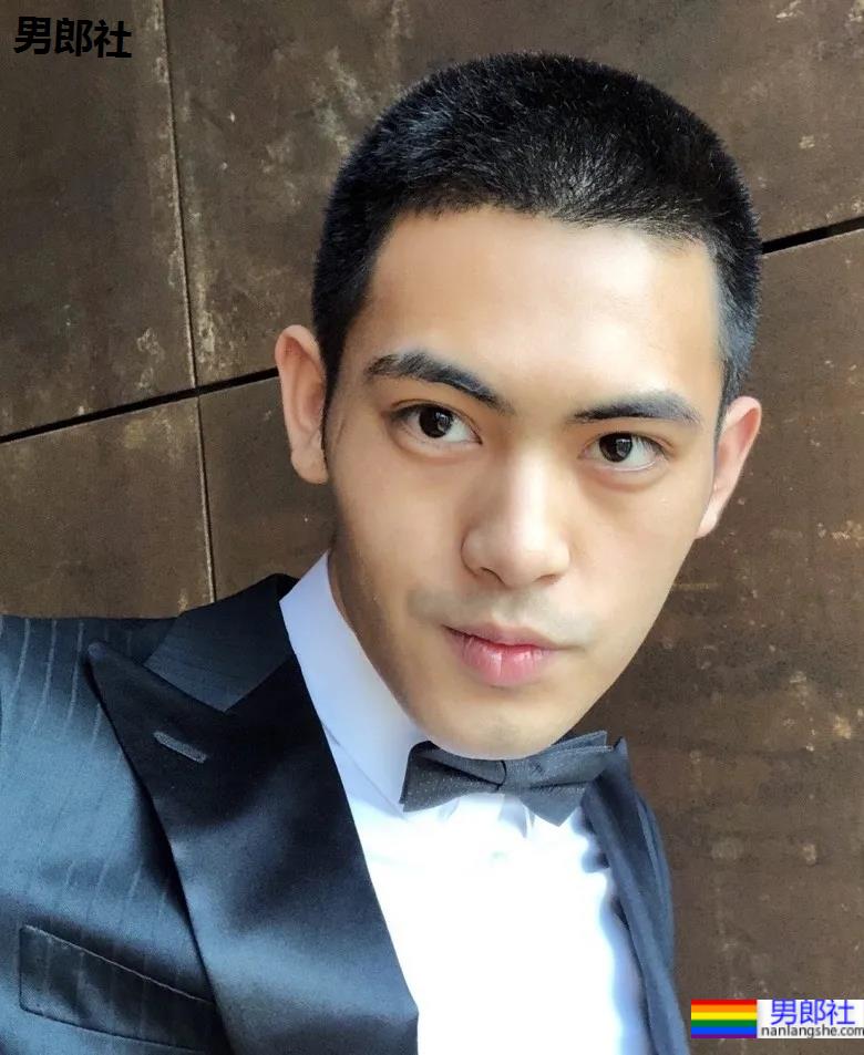 190CM内裤男模紧身衣造型太帅了!网友直呼老公! - 51虹马 190CM内裤男模紧身衣造型太帅了!网友直呼老公! - 51虹马