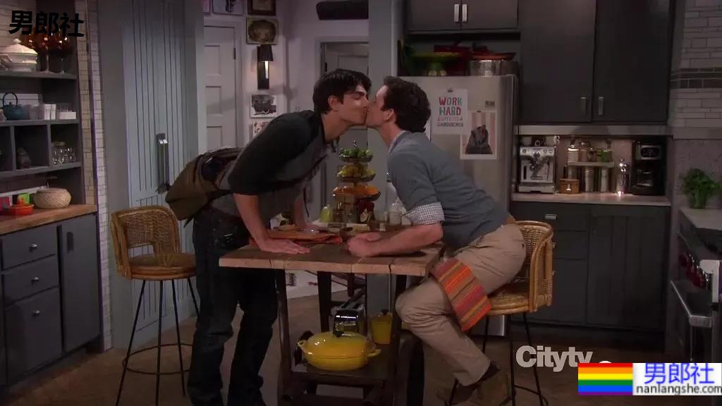 12部小众腐剧推荐！体育老师x男学生，被录像传到网上。。 - 51虹马