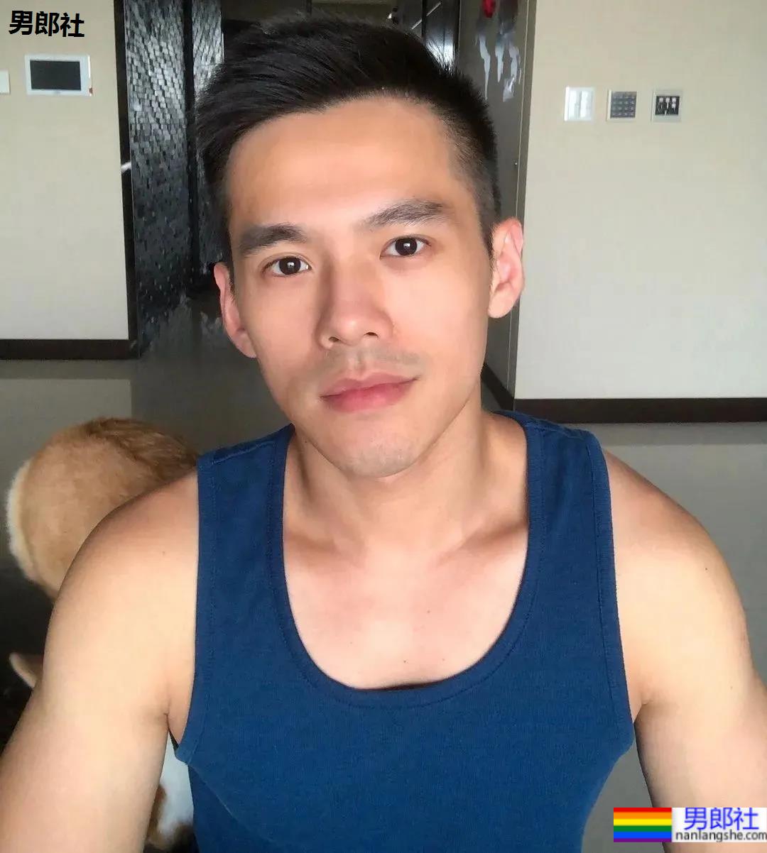 超帅肌肉校草男护士竟然是他？网友：打针会很痛吗？ - 51虹马