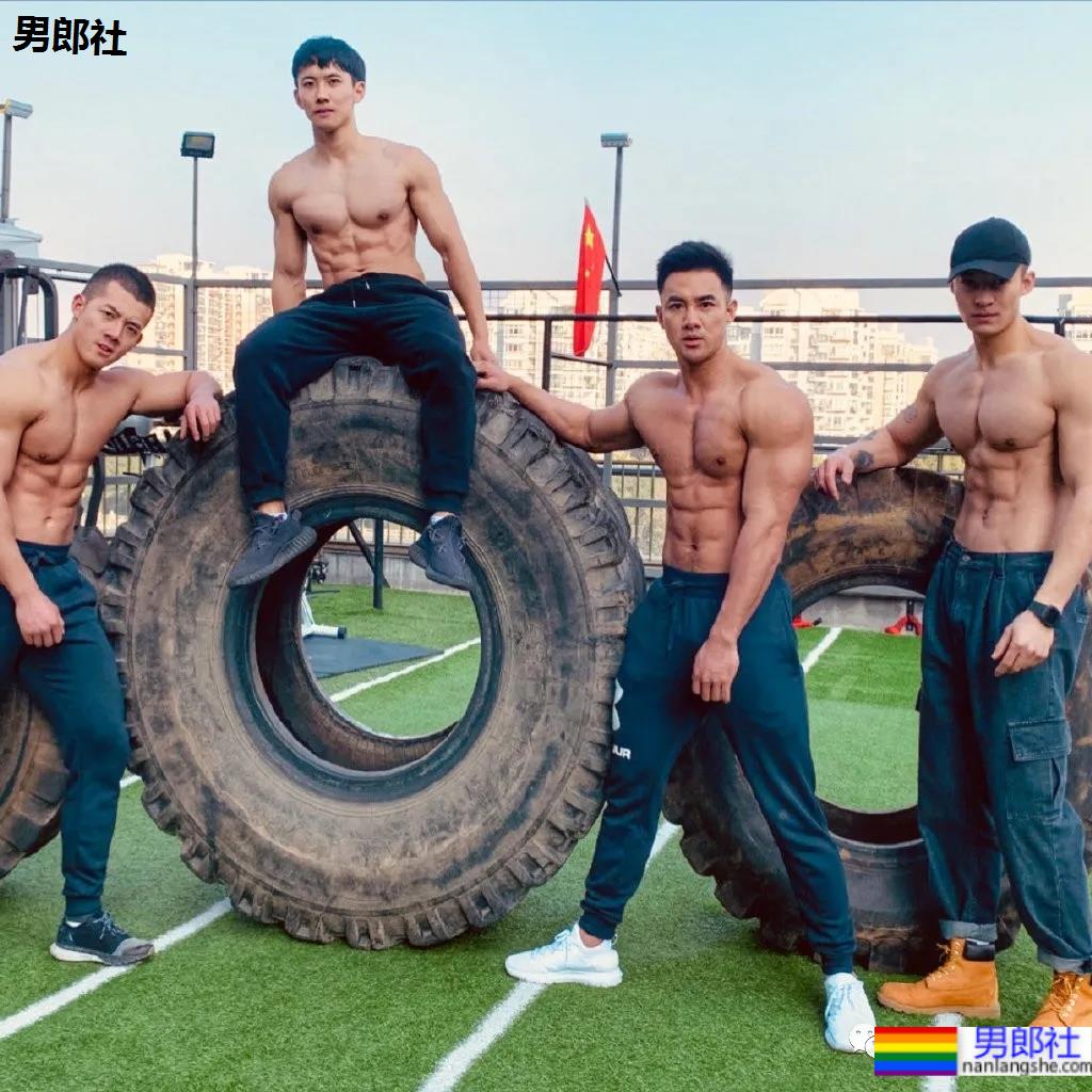 胸肌超大的“货车司机”，没想到他是干这个的！ - 51虹马