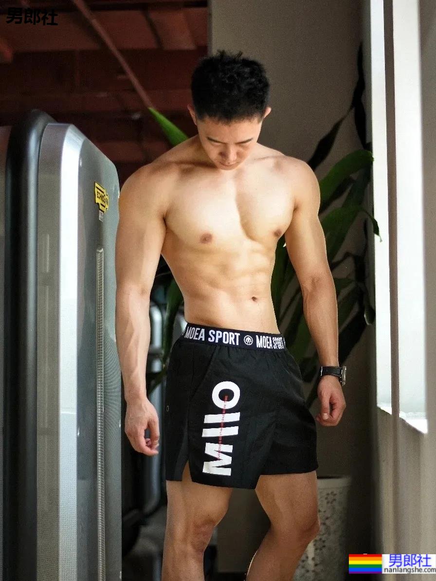 童颜肌肉+人间奶兽!这些脸和身材不搭的宝藏男孩,太有料了! - 51虹马 童颜肌肉+人间奶兽!这些脸和身材不搭的宝藏男孩,太有料了! - 51虹马