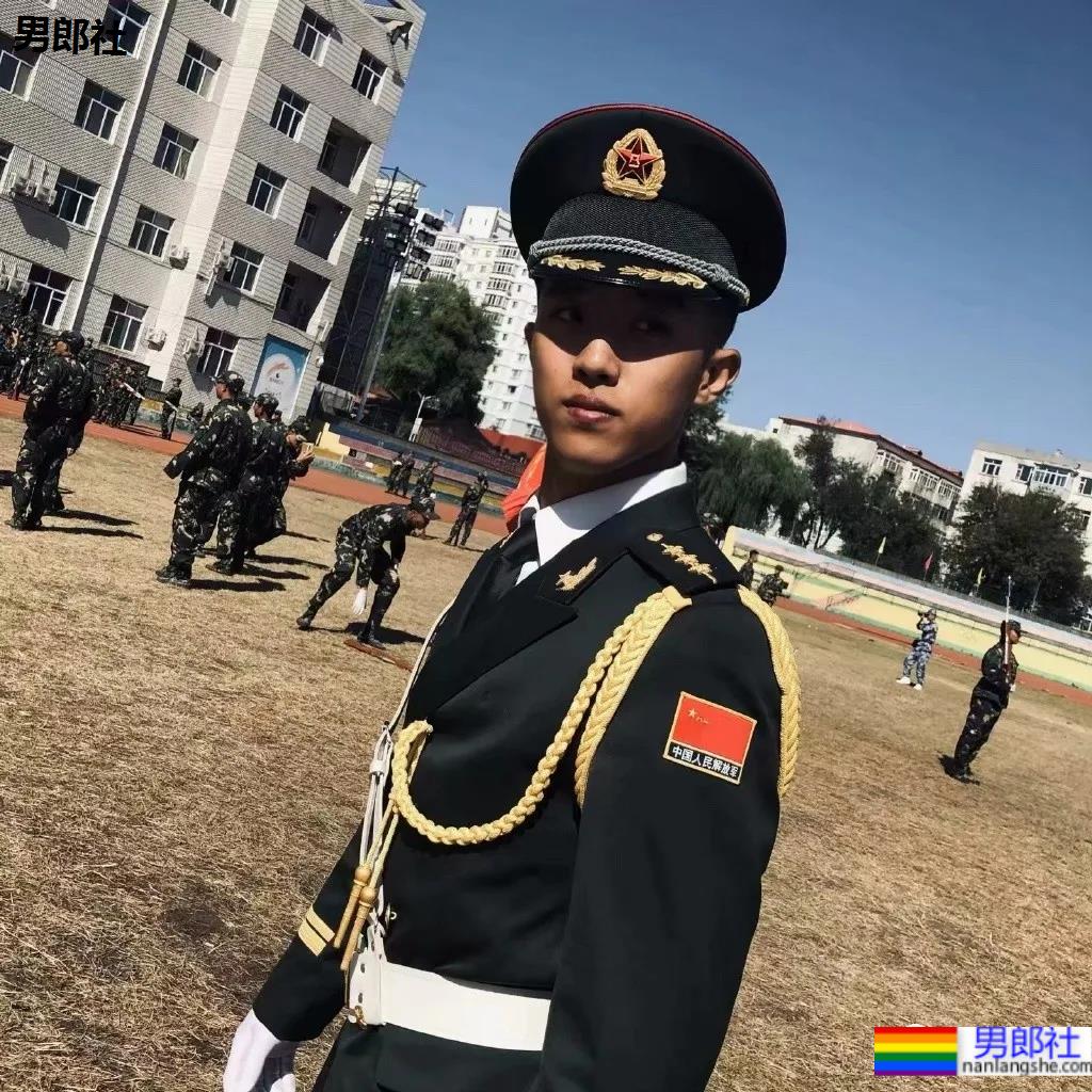 童颜肌肉+人间奶兽!这些脸和身材不搭的宝藏男孩,太有料了! - 51虹马 童颜肌肉+人间奶兽!这些脸和身材不搭的宝藏男孩,太有料了! - 51虹马