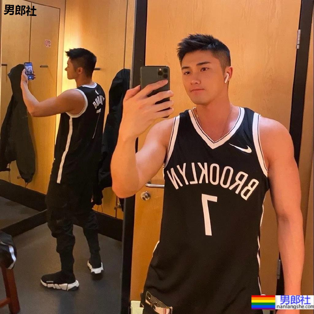 童颜肌肉+人间奶兽!这些脸和身材不搭的宝藏男孩,太有料了! - 51虹马 童颜肌肉+人间奶兽!这些脸和身材不搭的宝藏男孩,太有料了! - 51虹马