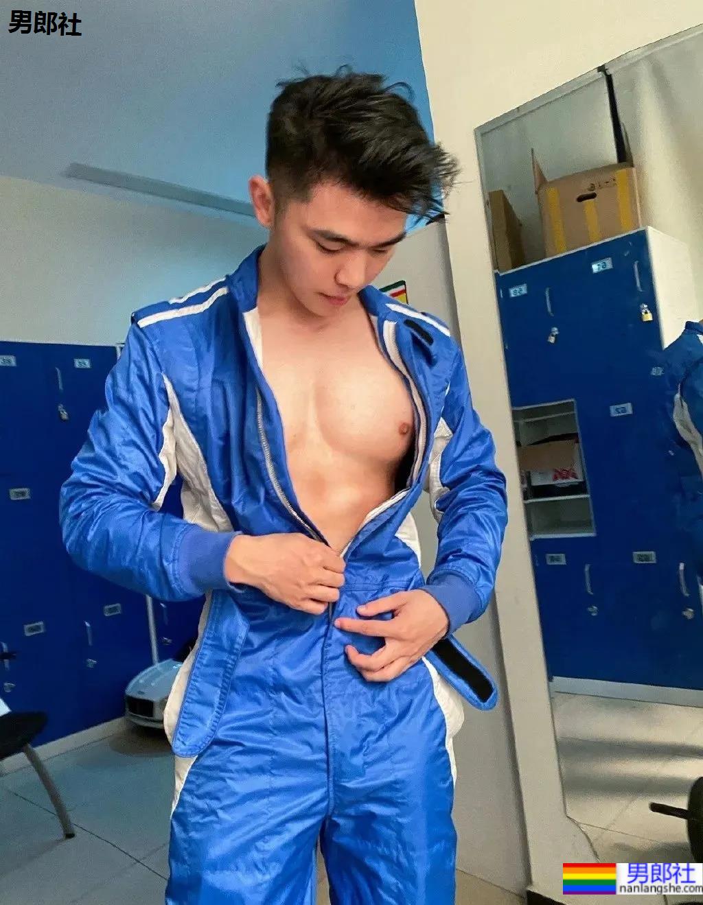 3枚痞帅小狼狗,你pick哪位? - 51虹马 3枚痞帅小狼狗,你pick哪位? - 51虹马