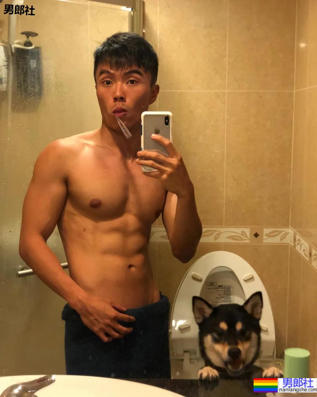 专访肌肉牙医：十年前的小胖子，如今逆袭成网红 - 51虹马