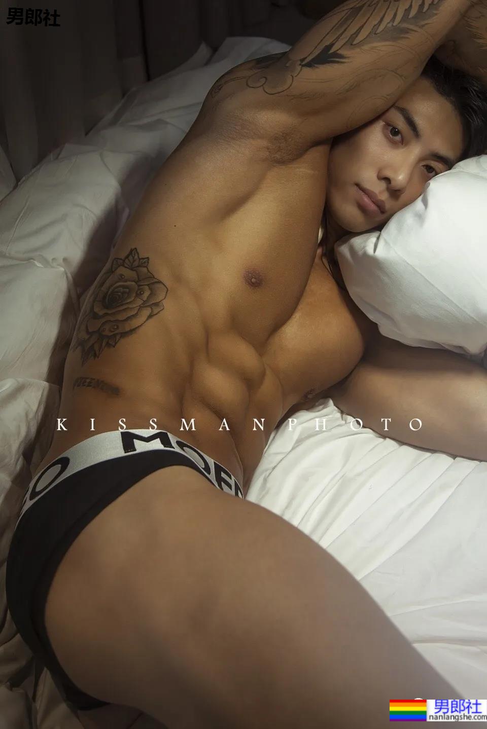 专访摄影师kissman：体育生宿舍大片原来是这么拍的！ - 51虹马