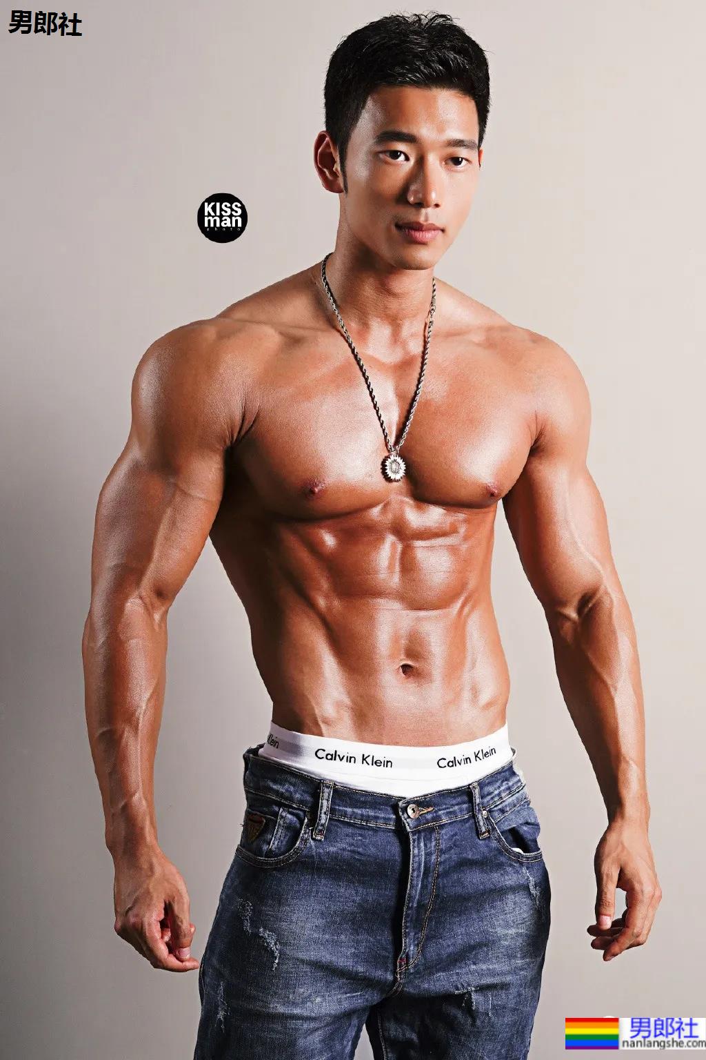 专访摄影师kissman：体育生宿舍大片原来是这么拍的！ - 51虹马