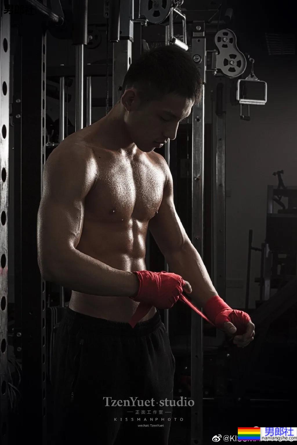 专访摄影师kissman：体育生宿舍大片原来是这么拍的！ - 51虹马