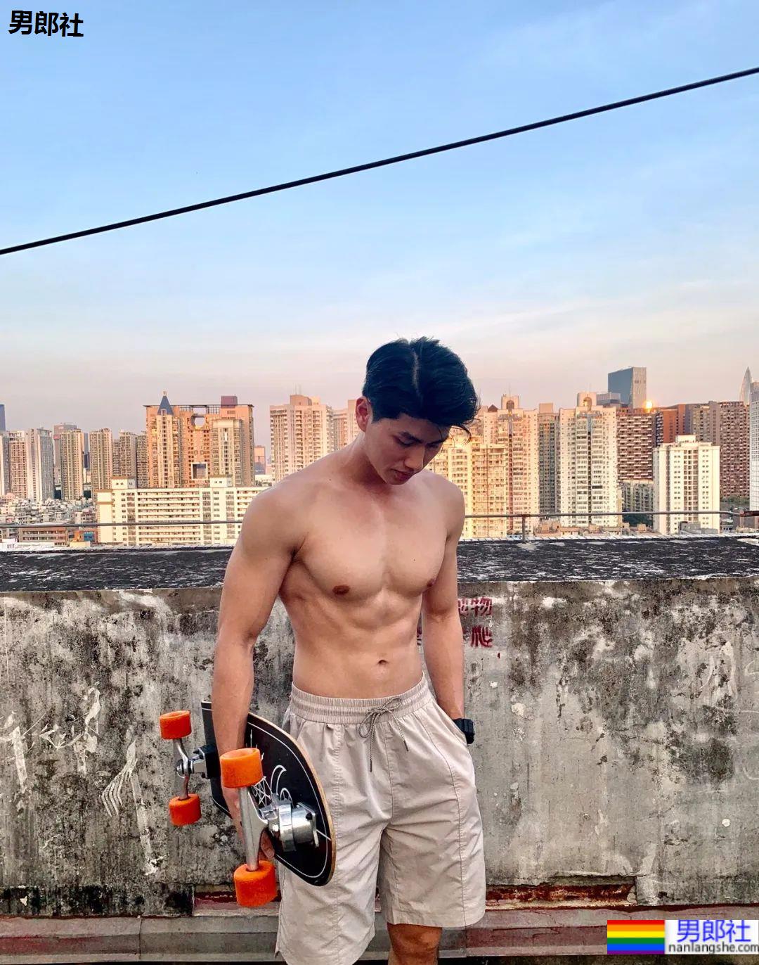 运动型小哥哥，爱不爱？ - 51虹马