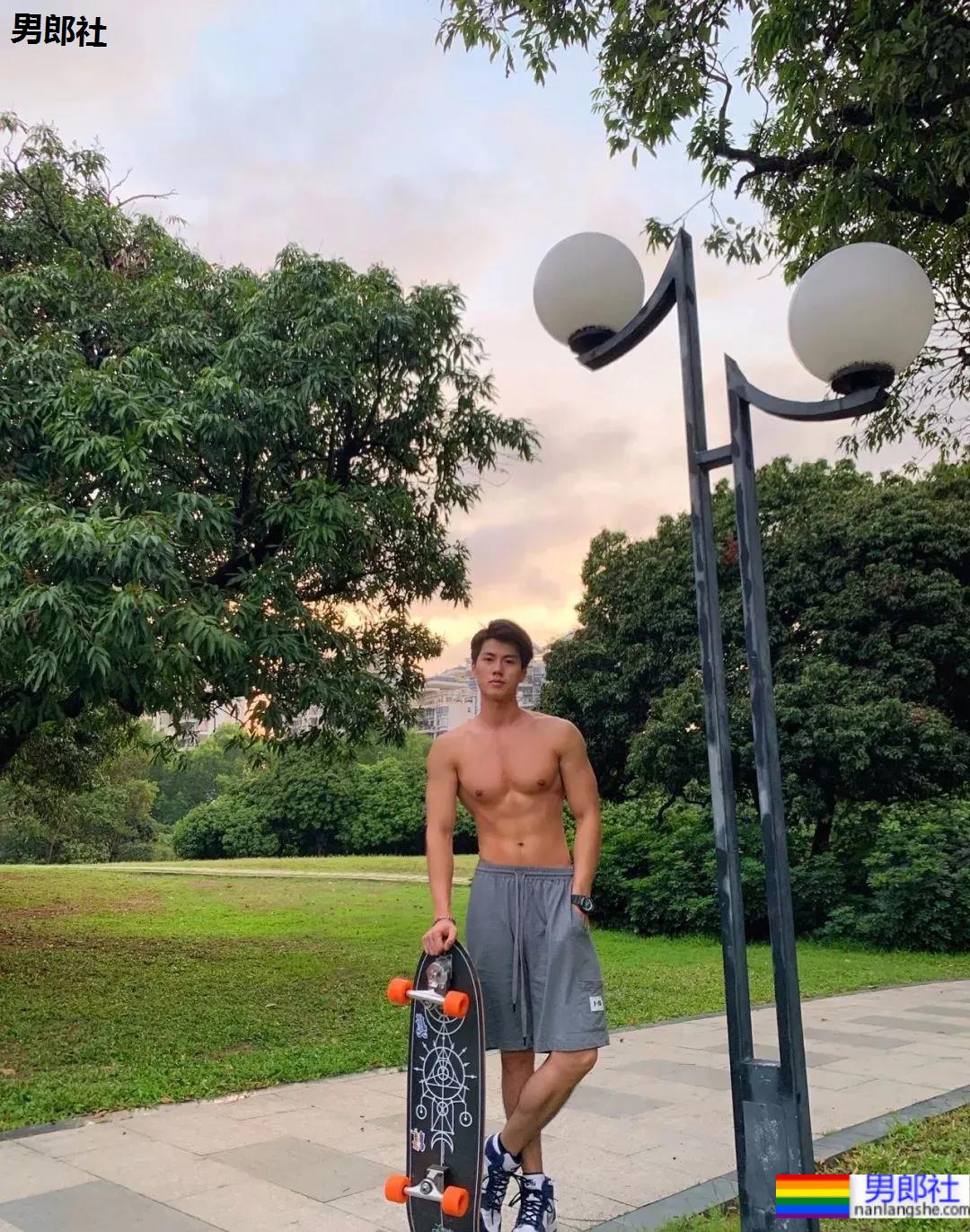 运动型小哥哥，爱不爱？ - 51虹马