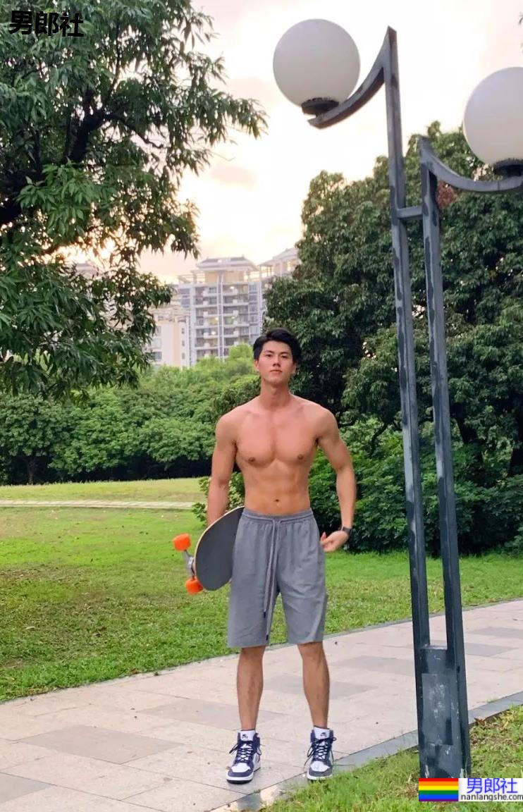 运动型小哥哥，爱不爱？ - 51虹马