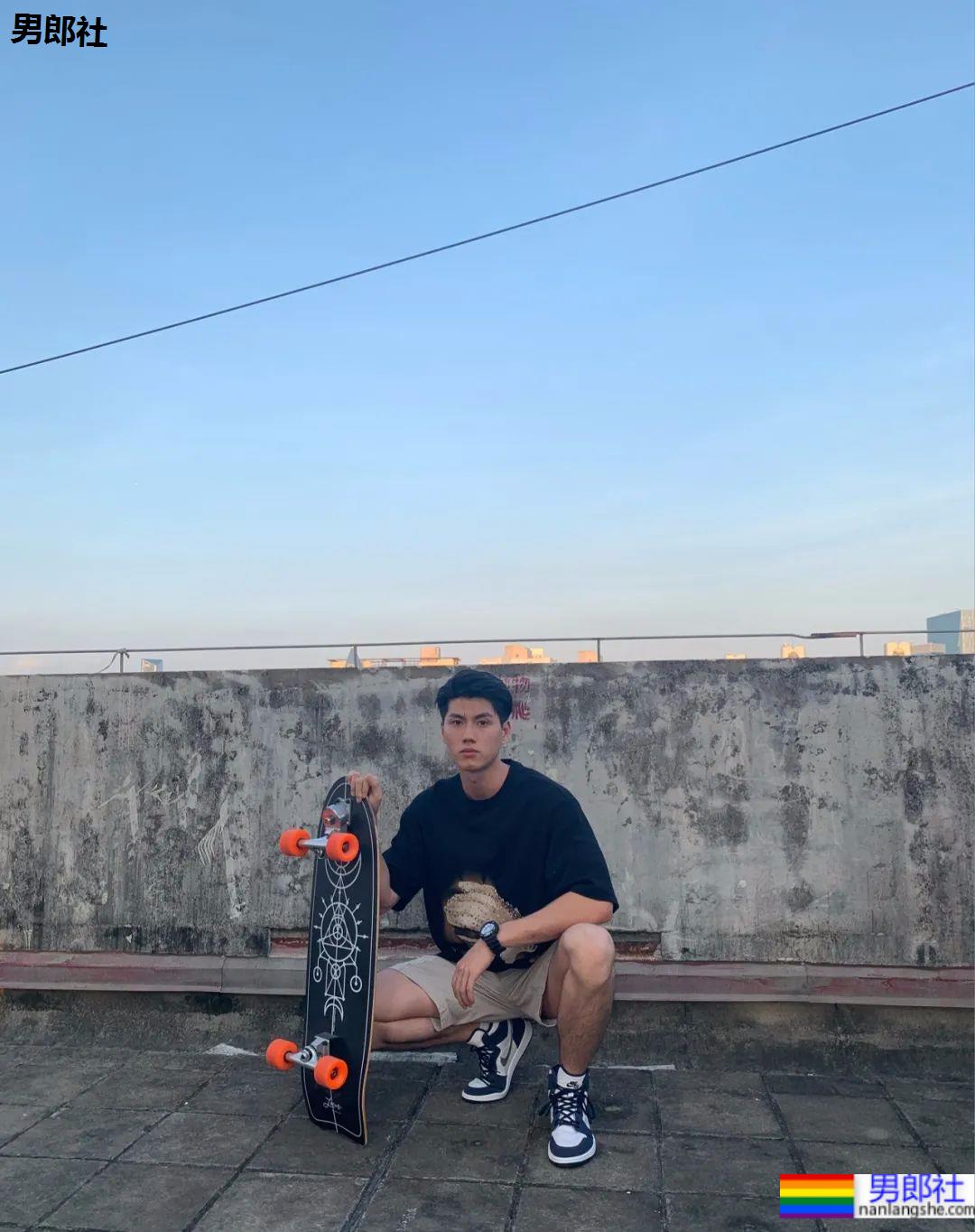 运动型小哥哥，爱不爱？ - 51虹马