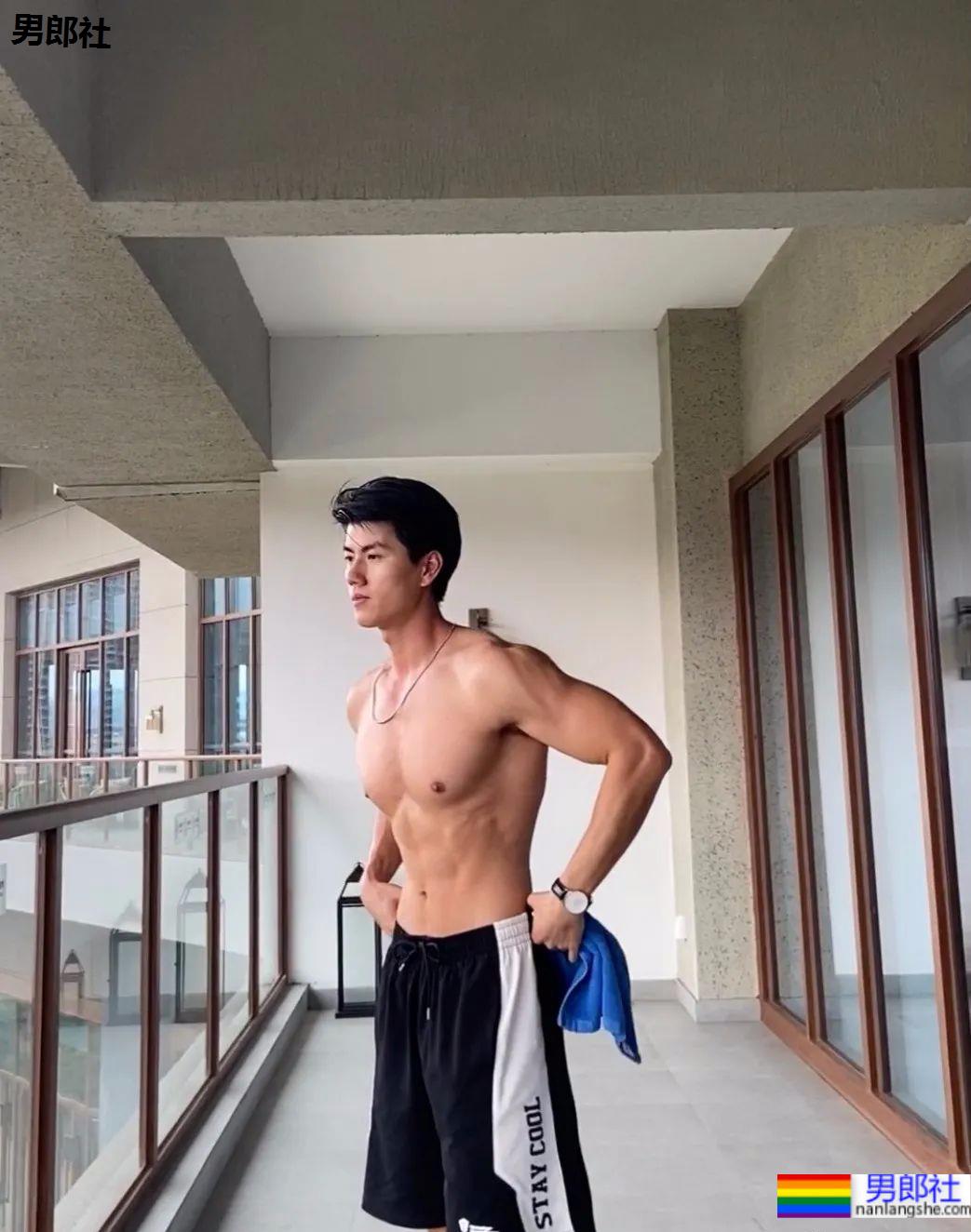 运动型小哥哥，爱不爱？ - 51虹马