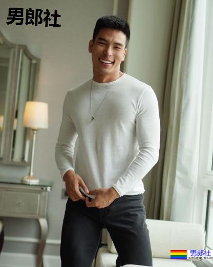 英俊与才智兼具！致力于研究爱滋的泰国性感肌肉医生：Tanat Chinbunchorn - 51虹马