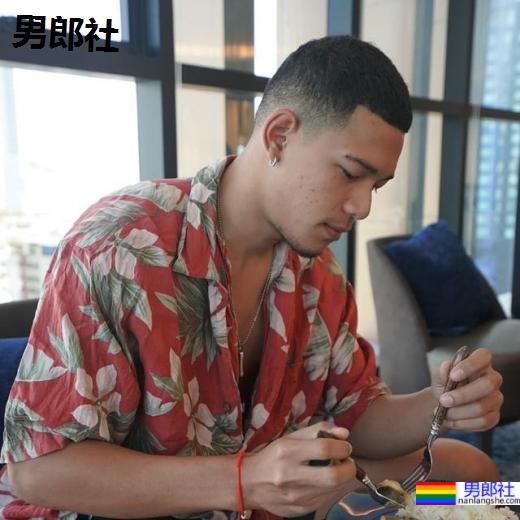 淡淡幸福甜蜜滋味 想跟泰国邻家帅哥哥一起约会：Mos - 51虹马