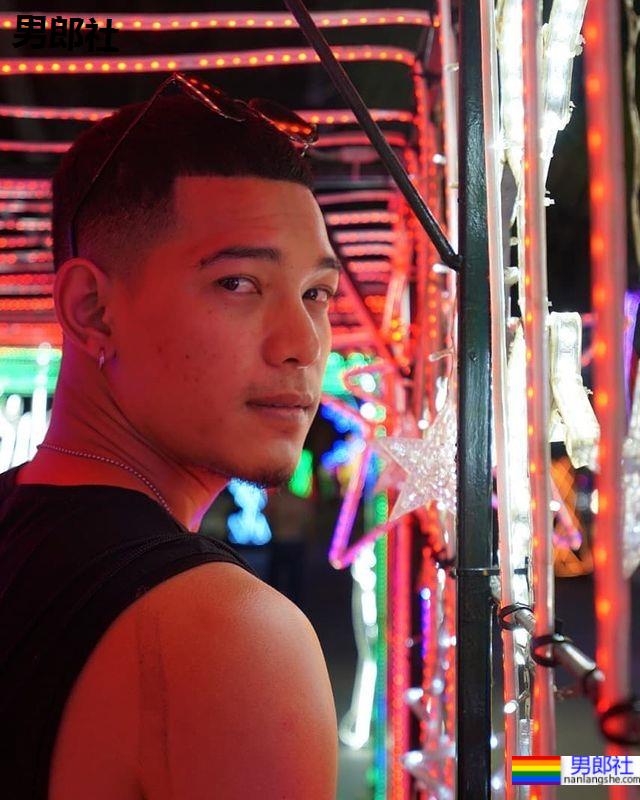 淡淡幸福甜蜜滋味 想跟泰国邻家帅哥哥一起约会：Mos - 51虹马