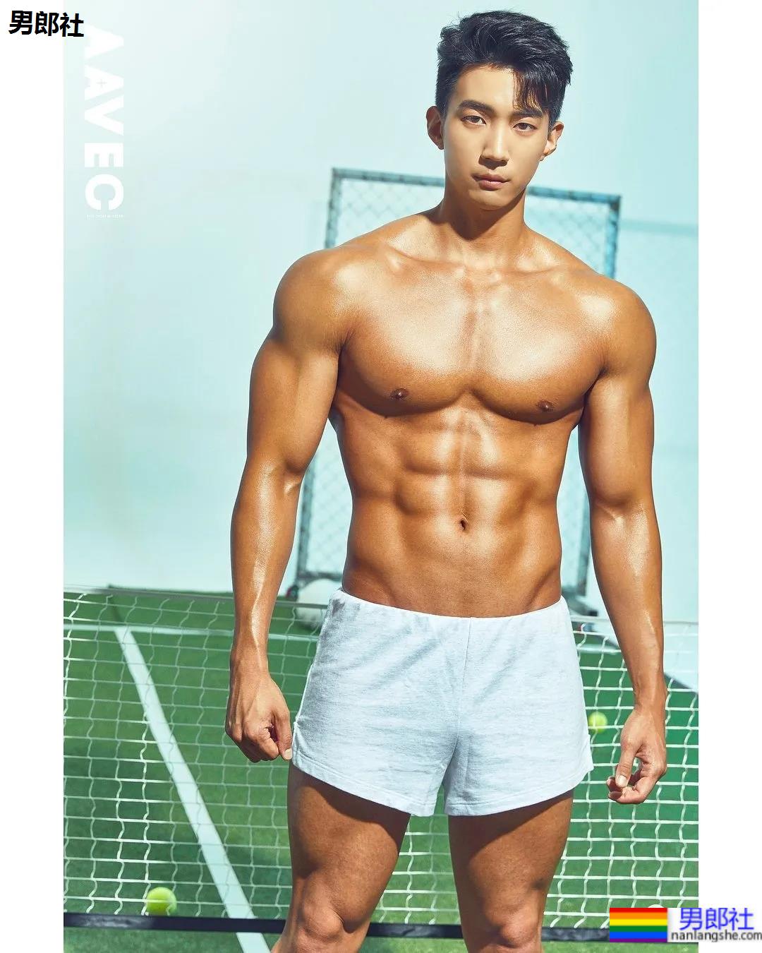 天啦!肌肉男菩萨火了,网友们都炸开锅了! - 51虹马 天啦!肌肉男菩萨火了,网友们都炸开锅了! - 51虹马